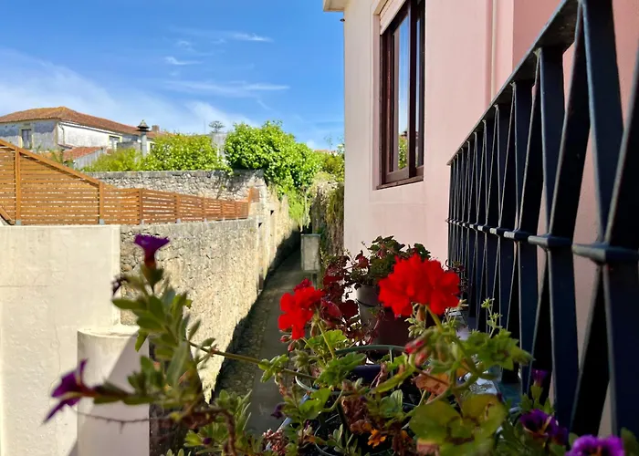 Laranjal Guesthouse